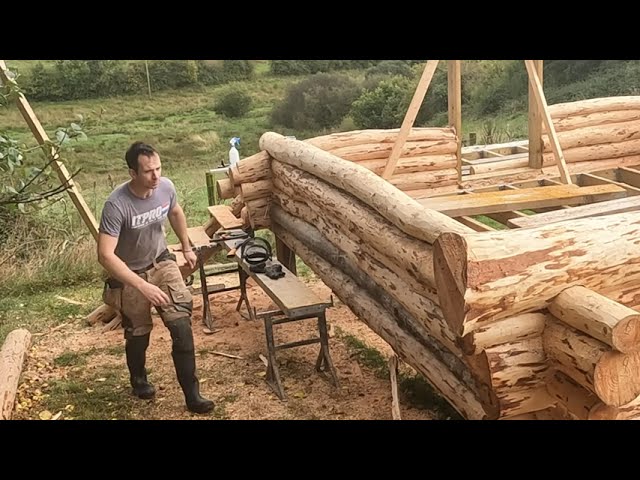 #27 Building up the front - Log Cabin Build (2025) img